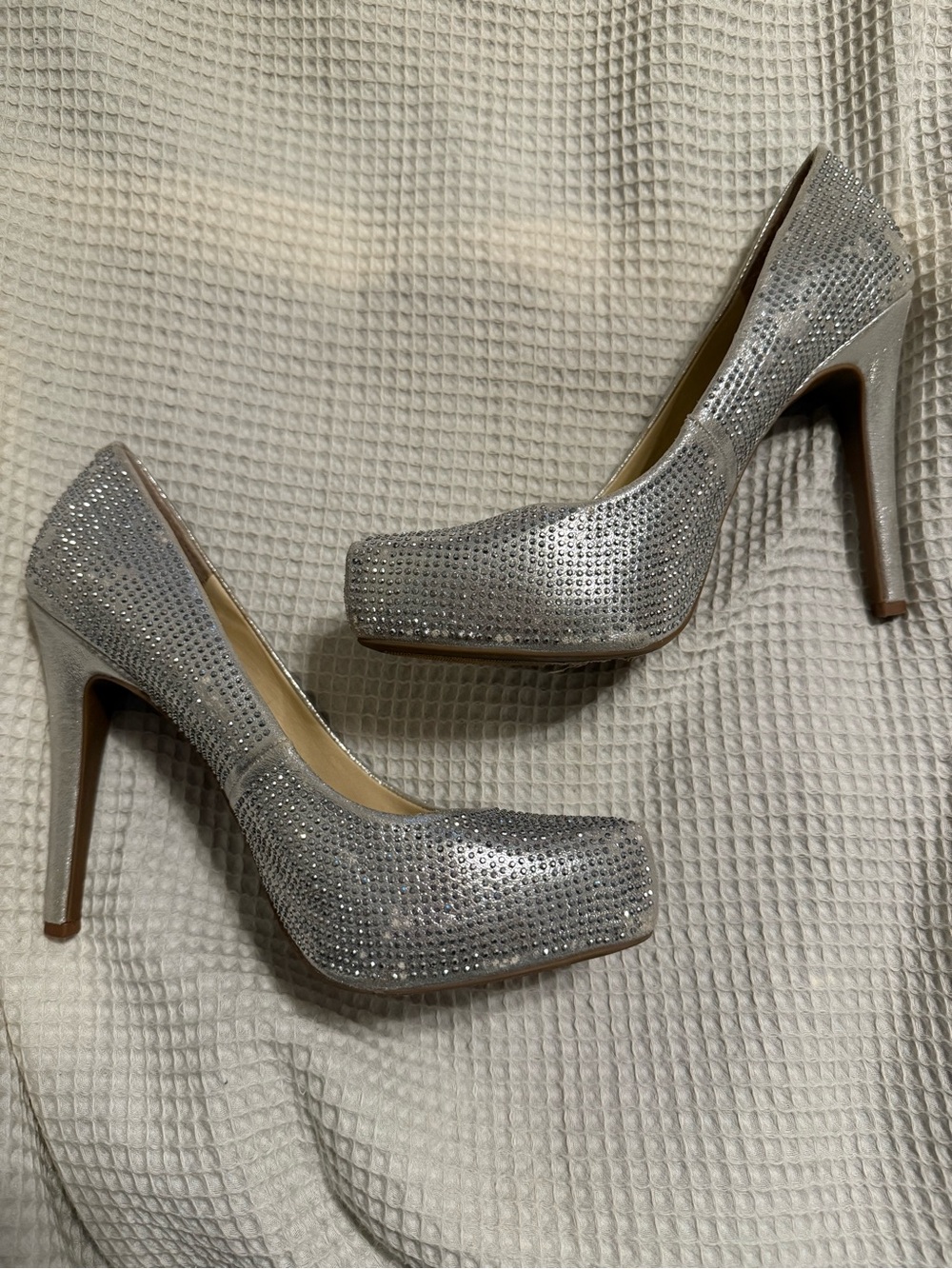 Jessica Simpson Rhinestone Heels - Picture 3 of 4